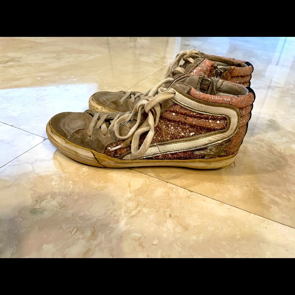 GGDB sneakers Size 6
